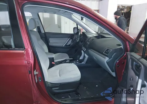 2018 Subaru Forester 2.5I z USA, uszkodzony, nr VIN JF2SJABC2JH469419